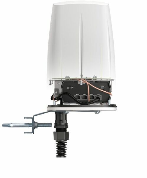 QuSpot kotelo RUT950 reittimelle integroitu 4G+WLAN antenni